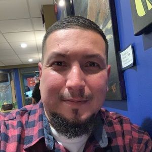 Meet your Posher, Ernesto